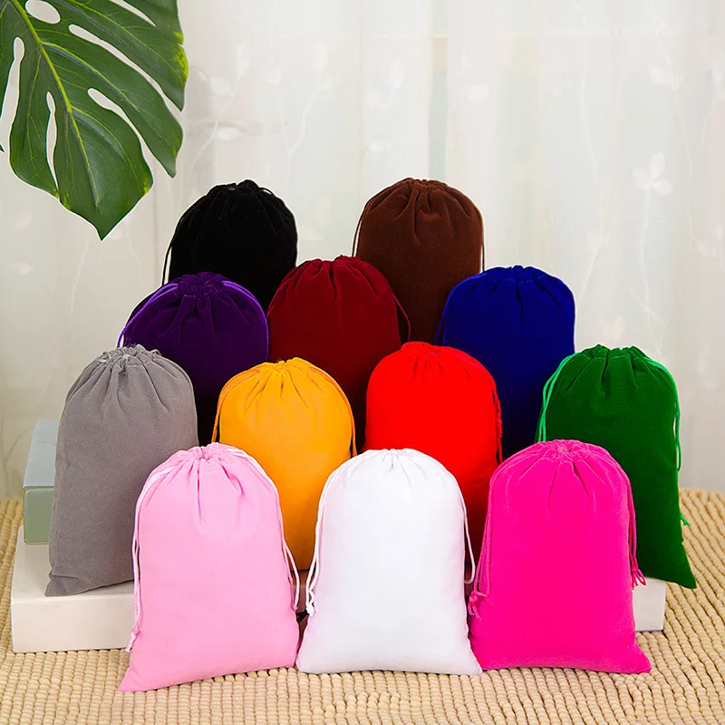 50pcs/Lot Black Velvet Bags Drawstring Pouches For Wedding Party Gift Packaging Bag 10x15 12x15 13x18 15x20 cm Custom Logo