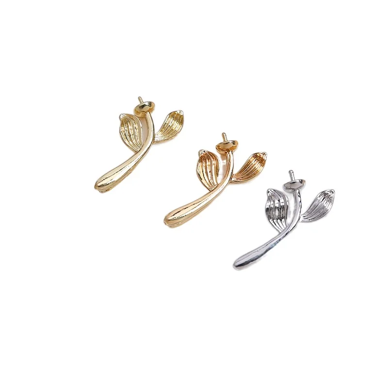 2 Pieces 10*21mm  Copper Plated Gold Leaf Shape Pendant  DIY Jewelry Discovery Baroque Pearl Doll Pin Accessories Materials