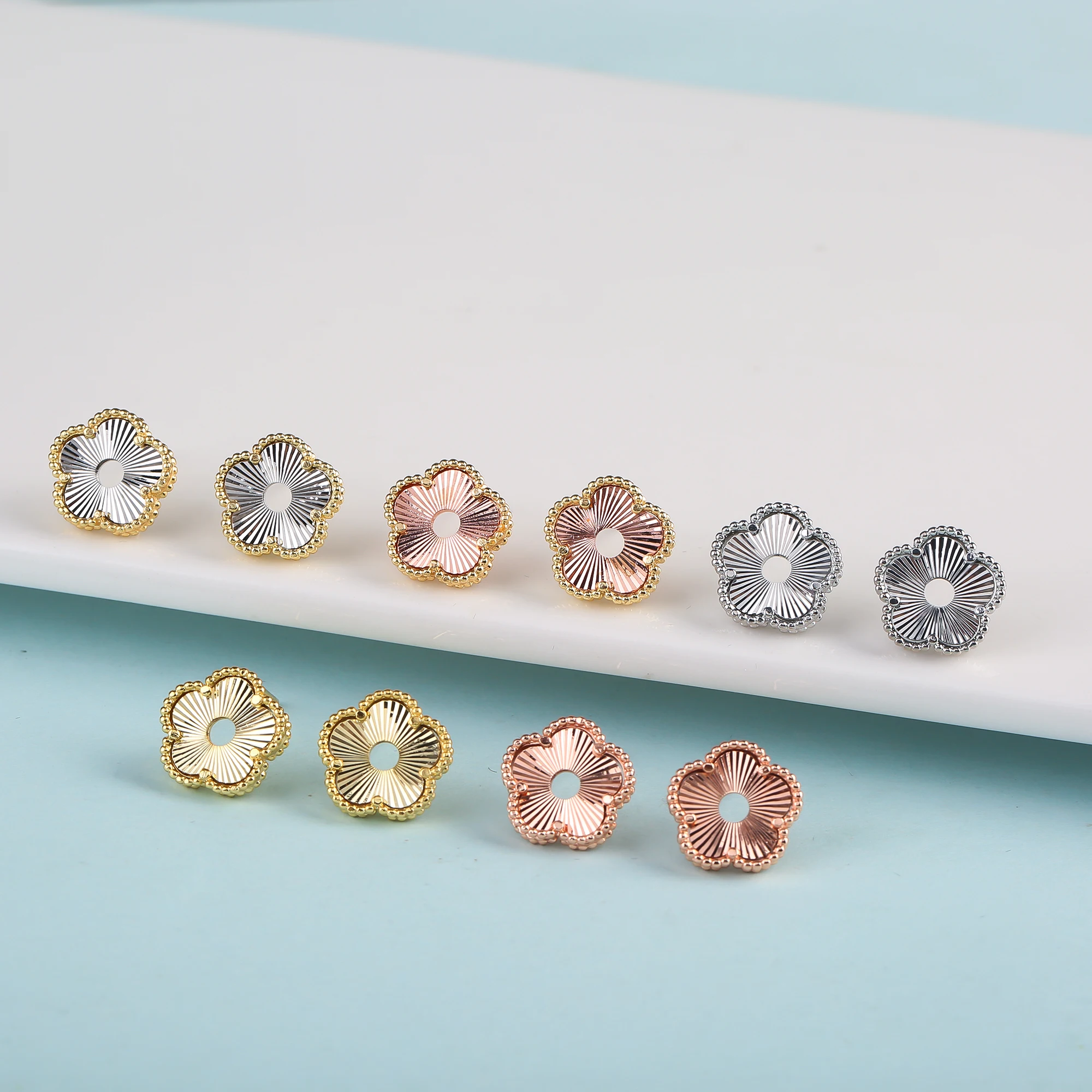 Brilhante novo design simples flor de ameixa brincos de metal banhado a ouro bonito criativo 18k dupla face estilo y2k presente feminino