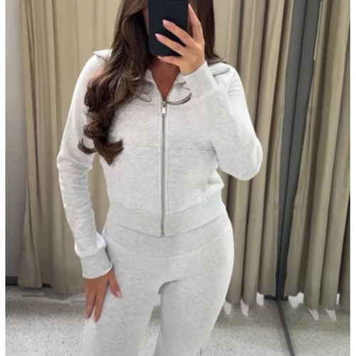 Imagen 2 del producto HXAO Trajes de mujer Conjuntos de pantalones acampanados Conjunto de 2 piezas Traje de pantalón de cintura elástica de lana Sudaderas recortadas Chaqueta Conjunto de dos piezas