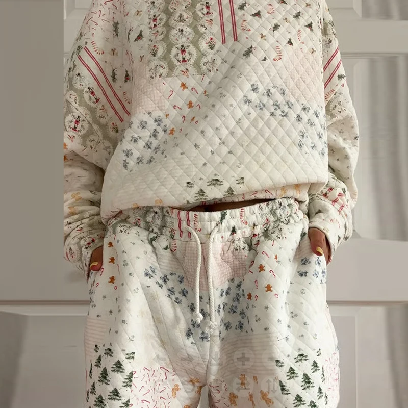 우아한 크리스마스 프린트 루즈핏 투피스 세트 가을 겨울 캐주얼 스포츠 의상 패션 하프 하이 칼라 풀오버 탑 & 숏 팬츠 세트