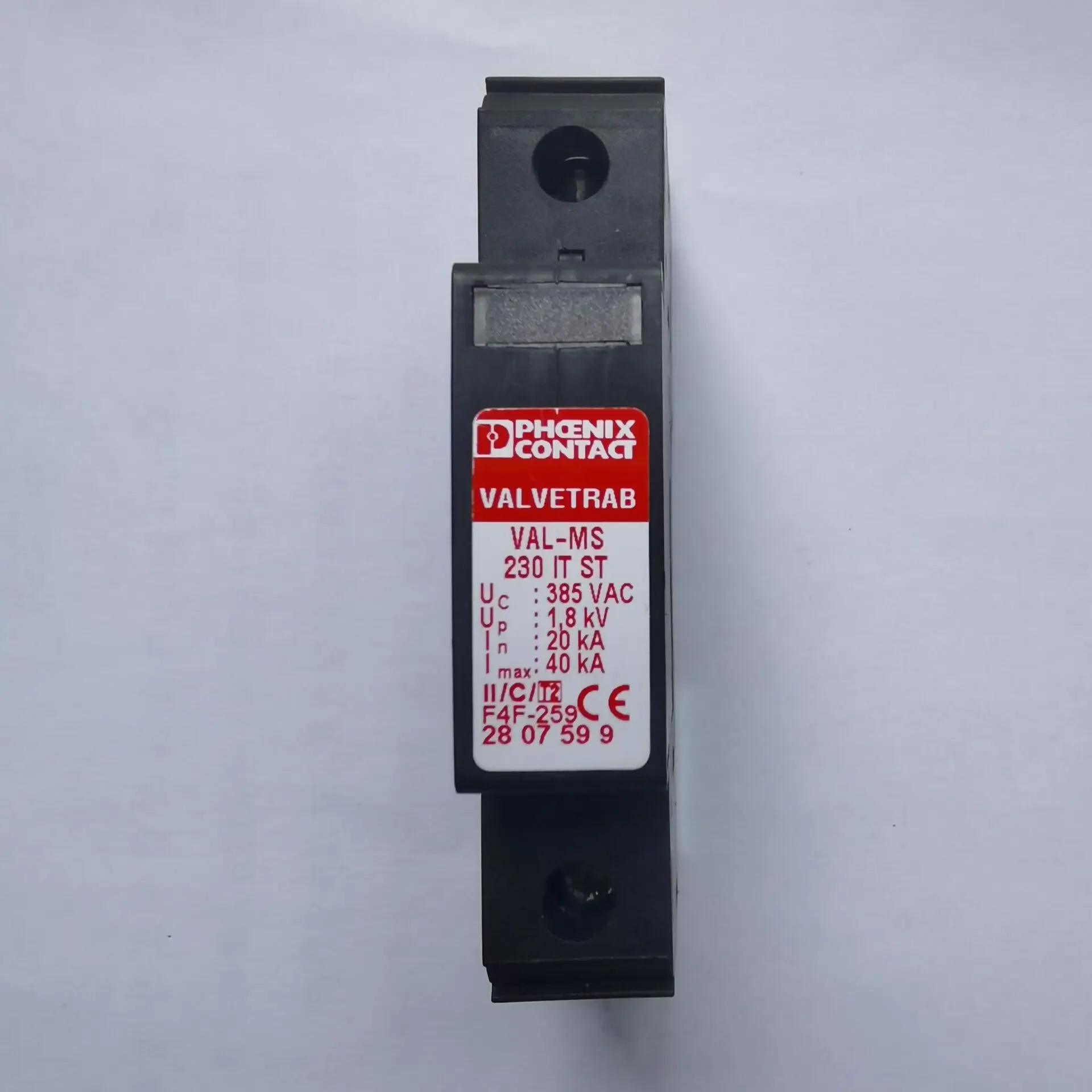 Free shipping Phoenix surge protector 51211083 VAL-MS 120/FM lightning protector is on sale in stock.