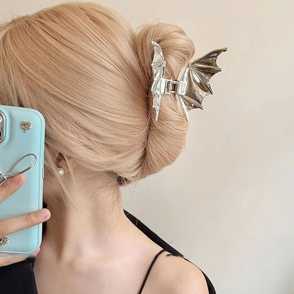 Halloween Bat Claw Clip Gothic Shark Clip Bat Wing Hair Claw Clip di granchio in stile coreano Bat Hairpin per donne ragazze