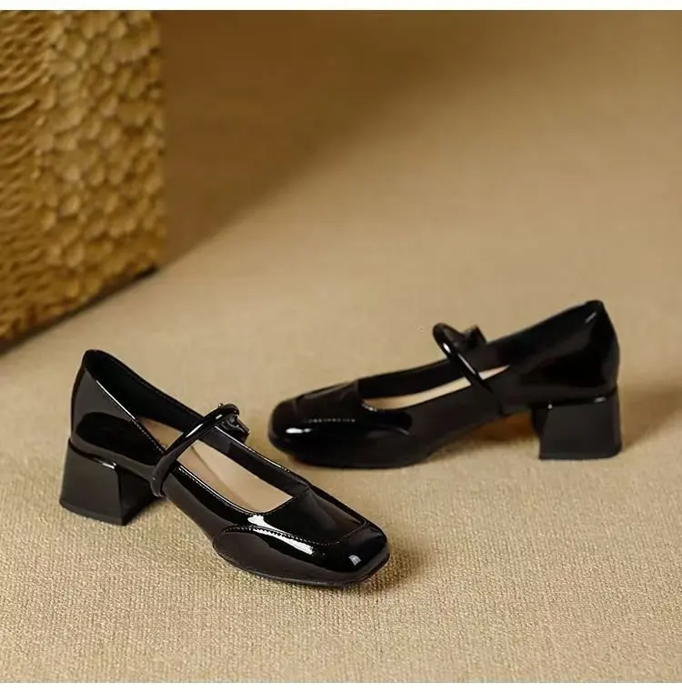 Spring Summer Retro Round Head Metal Buckle Shoes Women New Soft Bean Single Shoes Women's Shoes