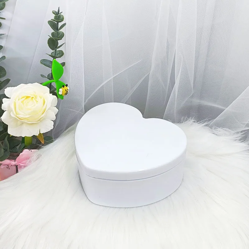 Jewelry Box Makeup Organizer with Mirror Girl Cute Plastic Box Make Up Storage Container Jewelry Tool Heart Shape