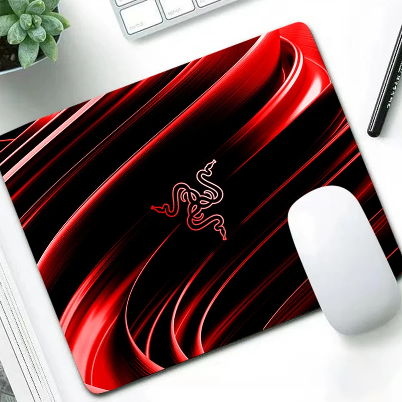 Mouse Pad Razer Small Gamer Desk Pad Gaming Mouse Pads Pc Gamer office Rug Gamers Accessories Varmilo Mice Keyboards Computer