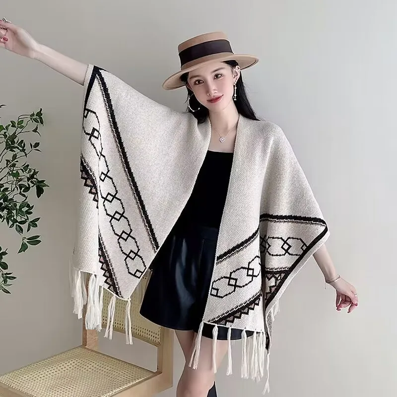 

Ethnic style jacquard tassel knitted shawl for women in spring and autumn, new retro fashion, warm outer layer cape, cardigan