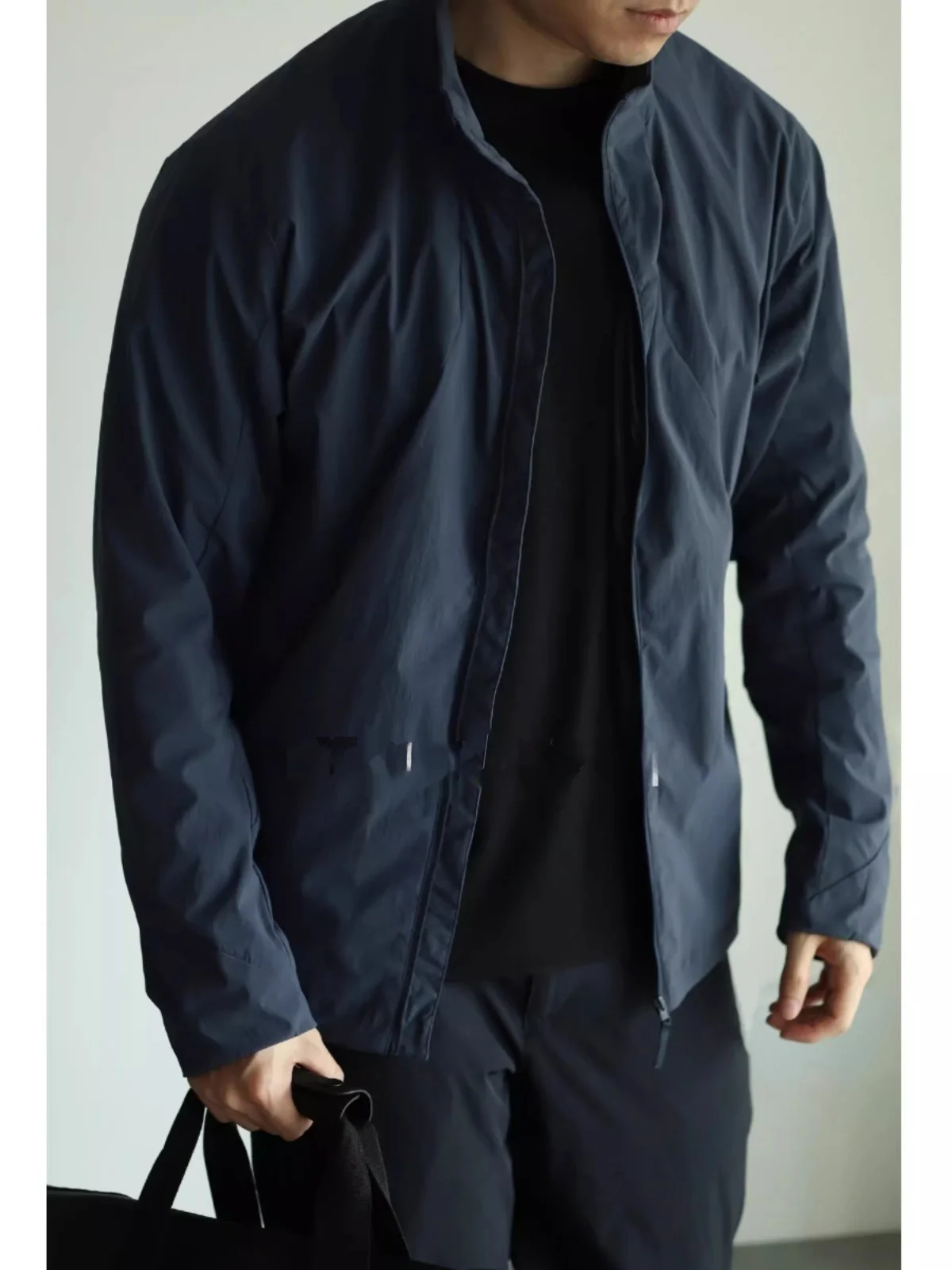 

Легкая ветрозащитная куртка Traveler Series для весны и осени с воротником-стойкой, тонкая нейлоновая, для повседневной носки и активного отдыха...