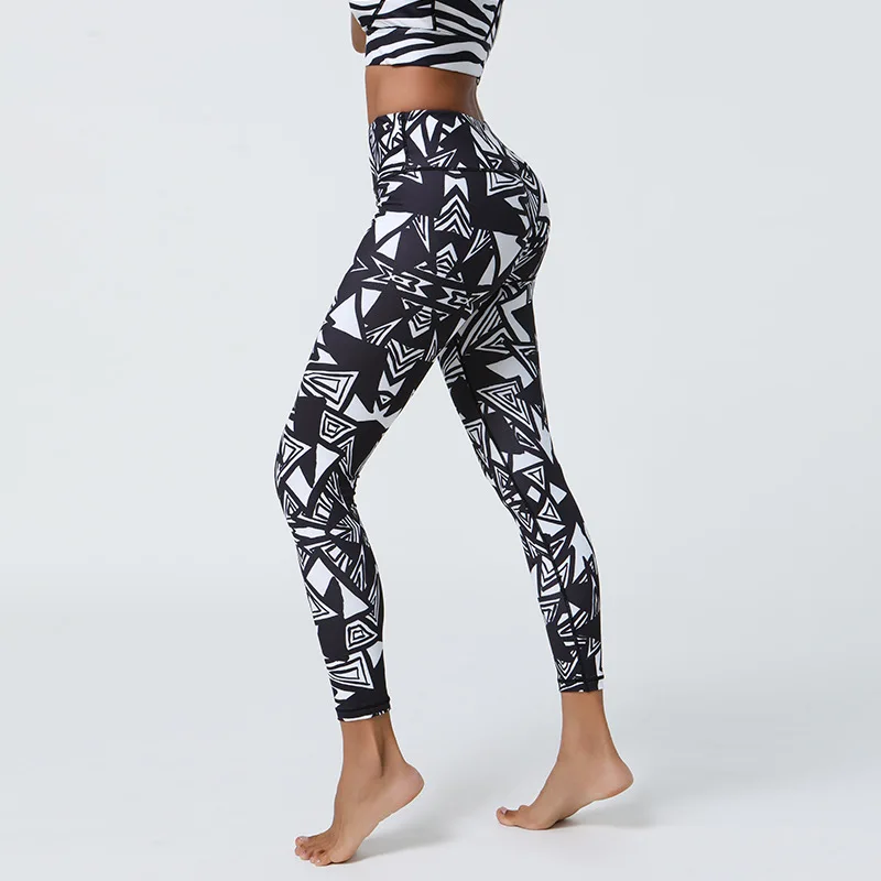 Nuovi pantaloni da yoga stampati digitali leggings da donna in pelle nuda a vita alta leggings sportivi fitness transfrontalieri