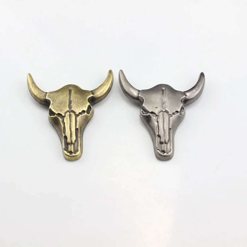 Retro Western Cowboy Bull Buffalo Skull Head Screw Back Conchos for Belt Leathercraft Saddle Handbag Luggage Bag Hardware Decor