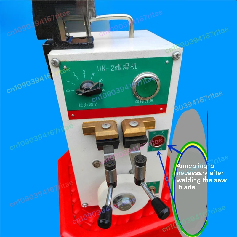 Fotografia 6: Máquina de solda portátil UN-2, UN-1 para lâmina de serra pequena e soldagem de serra de fita