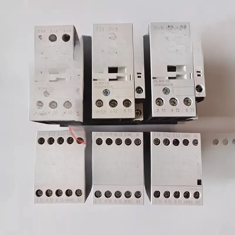 

Parts for contactors DILM17-10 DILM12-10 M9-10 M7-10 AC380/220V