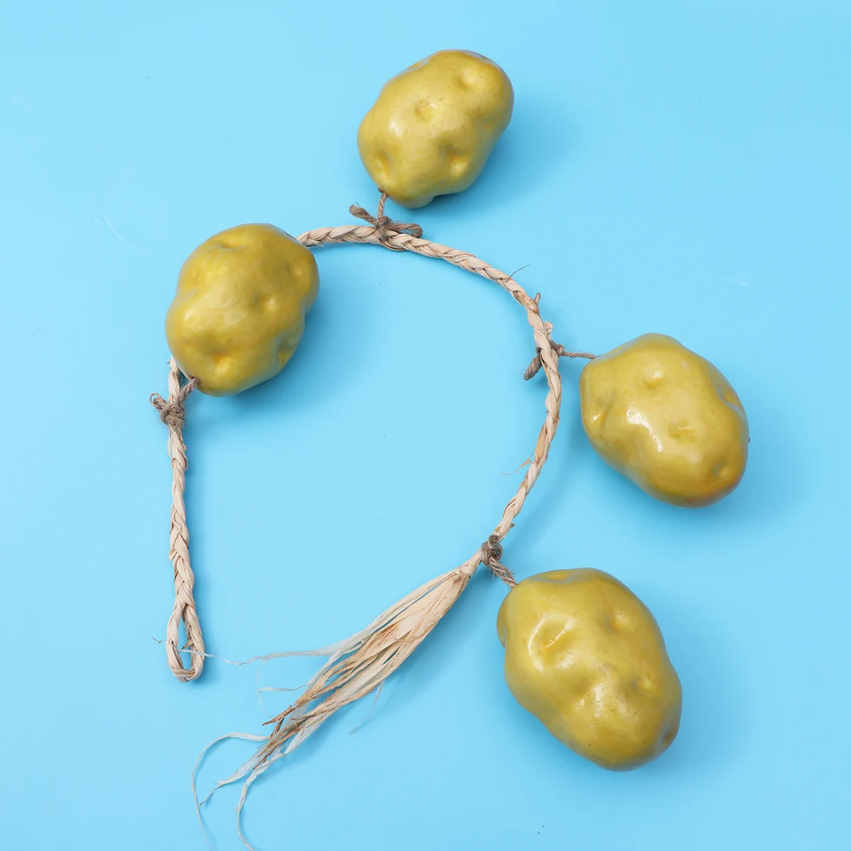 

Artificial Potato String Realistic Foam Decoration for Home Party Exhibition Teaching Aid Game Props Shooting Promotion