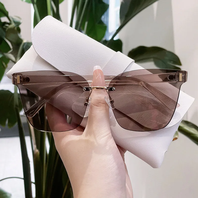 

Модные женские овальные солнцезащитные очки в маленькой оправе, женские уличные солнцезащитные очки для уличной фото, спортивные очки с защитой от ультрафиолета, очки UV400