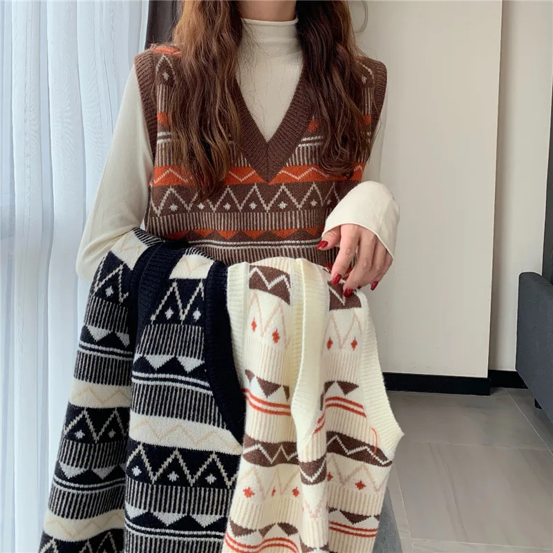 Knitted Sweater Women In The Autumn 2024 New Camisole Shoulder Striped Layered Top, Small Vest For ExtErnal Wear