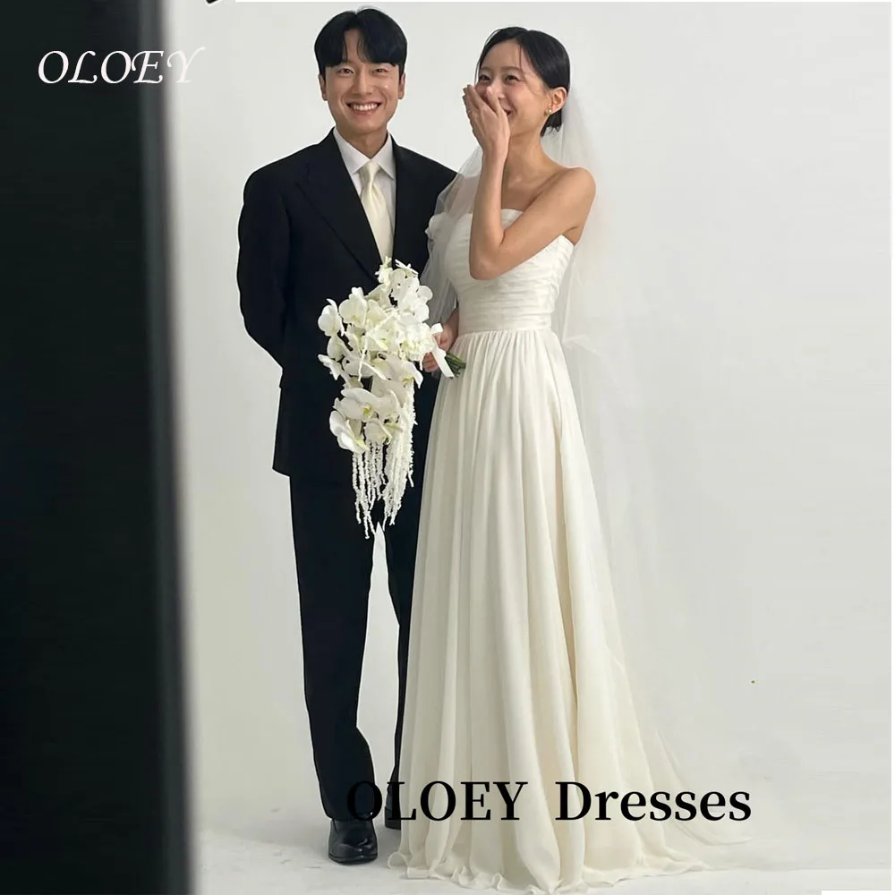 

OLOEY Simple A Line Korea Wedding Dresses Photo shoot Strapless Pleats Floor Length Silk Satin Bridal Gowns Corset Customized