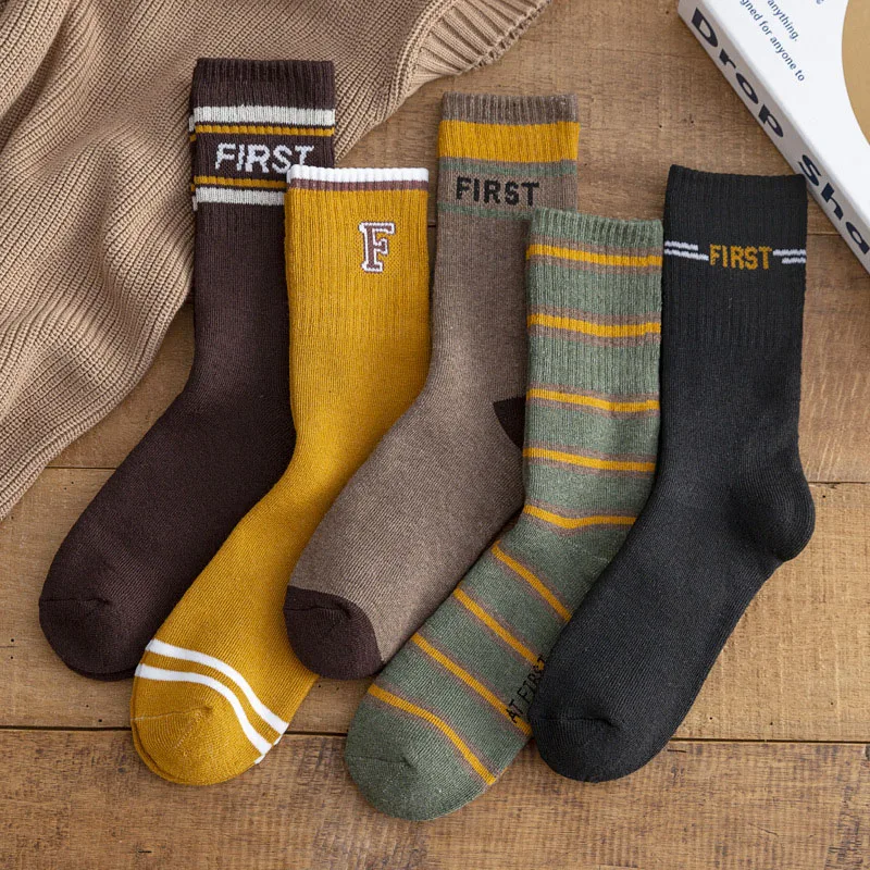 2023 New Autumn Winter Men's Loop Socks 5 Pairs Fashionable Plush And Thick Insulation Comfortable Floor Calcetines Hombre