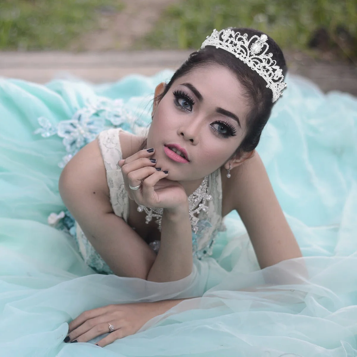 

2Pcs Rhinestone Crown Headband Bridal Wedding Party Accessory Sparkling Crystal Rhinestones Durable Metal Alloy Tightly Grip