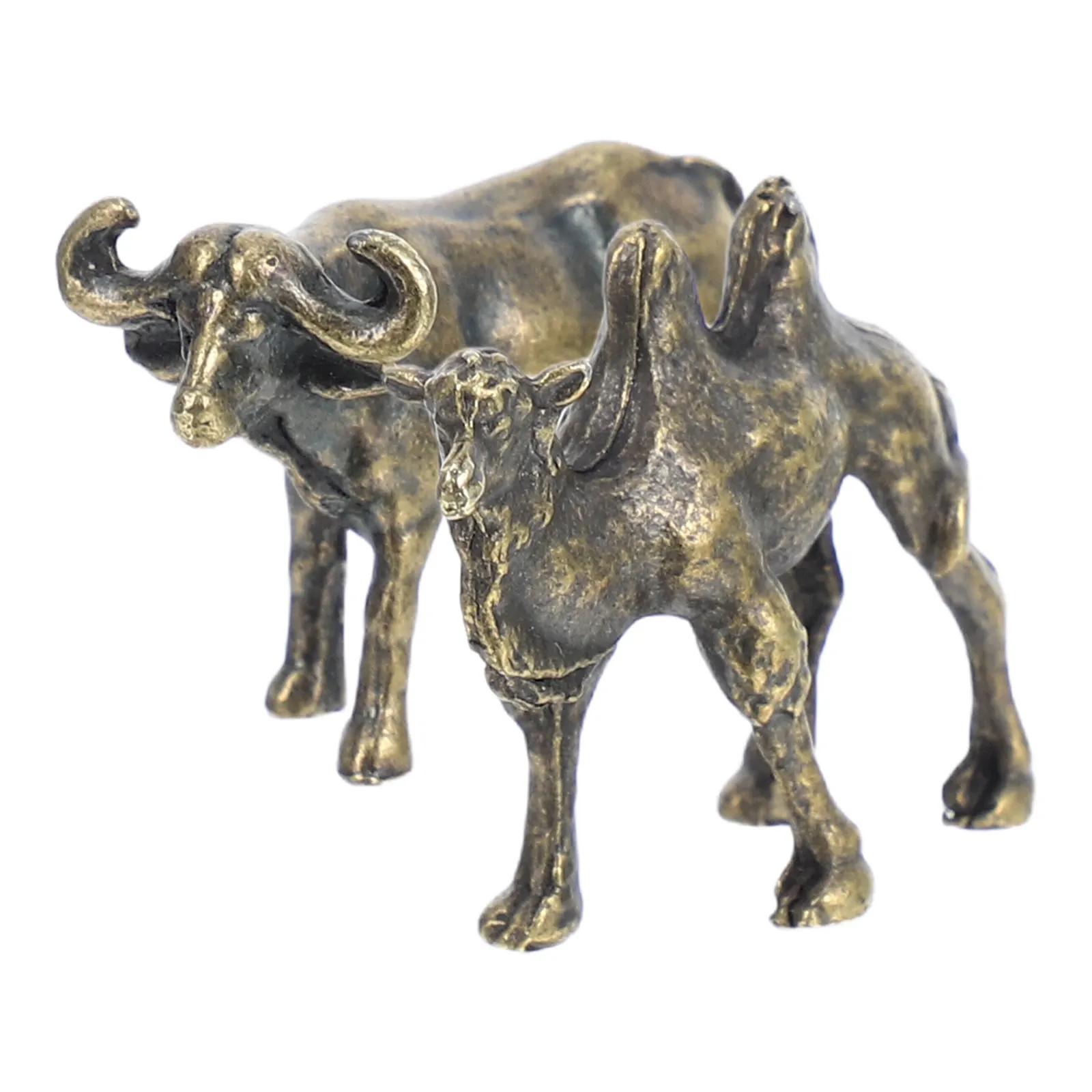 2Pcs Miniature Copper Alloy Animal Sculptures Lifelike Bull and Camel Desktop Bookshelf Table Decor Vintage Micro Landscape