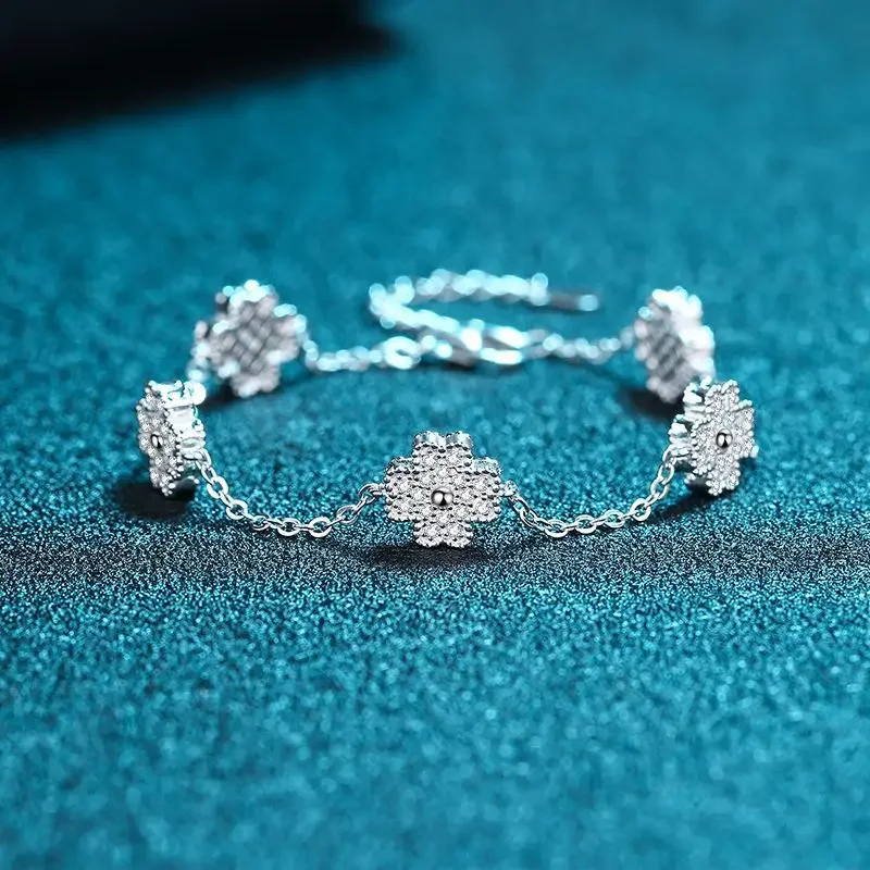 18K Gold Inlaid Diamond Women's Light Luxury Multifunctional Chain Five Flower Four Leaf Clover D-color Moissanite Bracelet