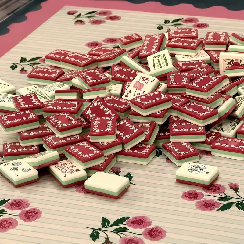 Elegant Chinese Mahjong Tiles Gift Box Set Classic Vintage Floral Design Perfect for Parties