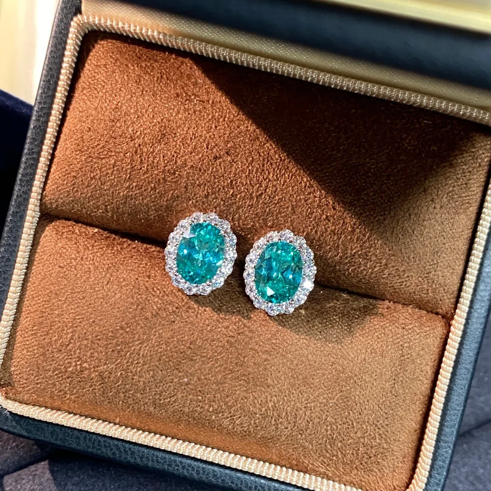 14K Weißgold Ohrstecker mit Laborgezüchtetem Paraiba-Turmalin 6×8mm Vollbesetzter Diamant-Halo Luxus-Statement-Ohrringe für Damen – Detail 2