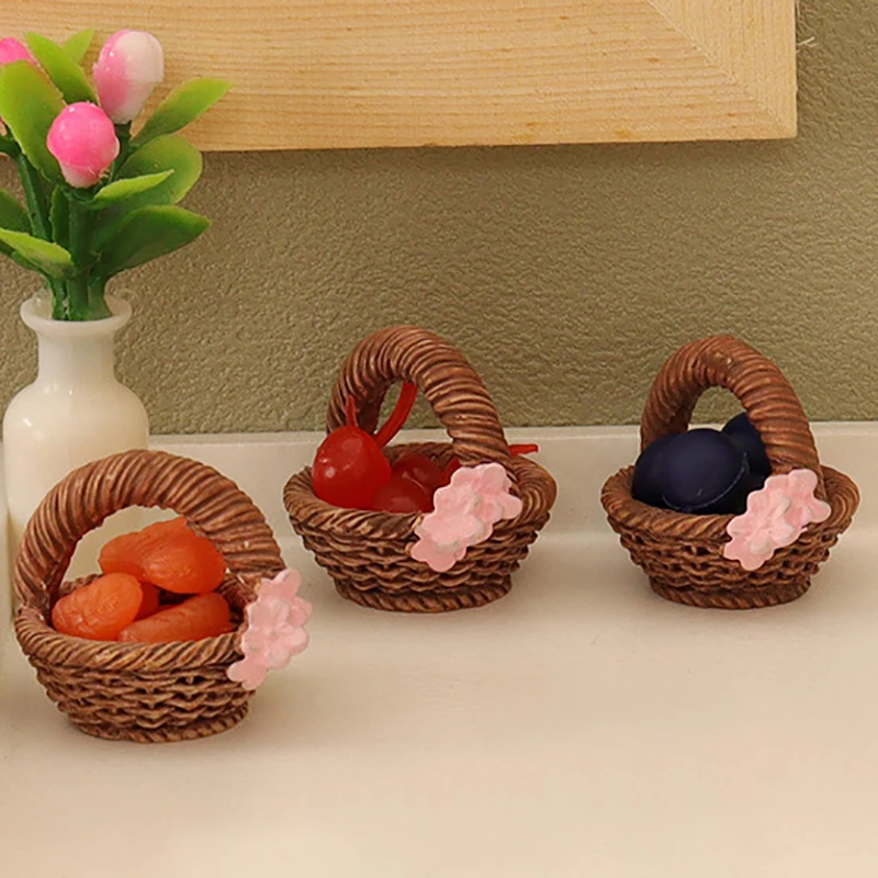 1:12 Dollhouse Miniature Fruit Basket Strawberry Blueberry Orange Cherry Woven Basket Storage Kitchen Toy Doll House Accessory