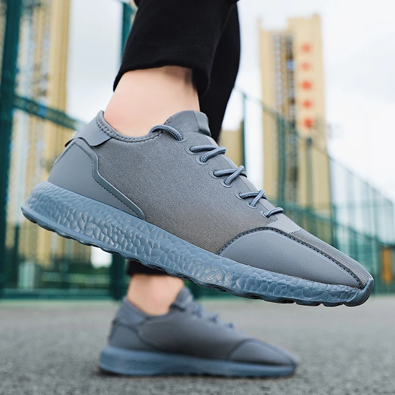 Soft Men Casual Shoes Lightweight Male Sneakers Breathable Anti-slip Men's Casual Sneakers Outdoor Walking Shoes Sports Fashion