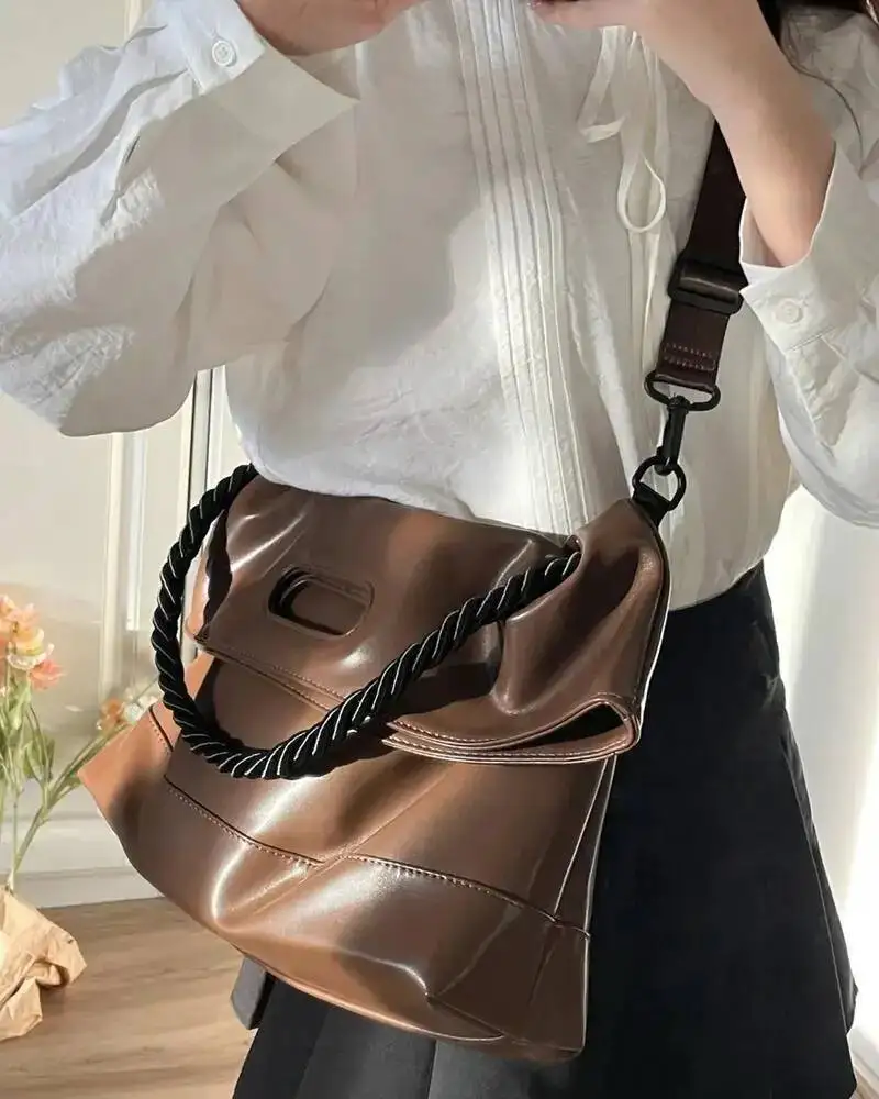 Bloom Versatile Large Capacity Handbag Tote Women Hot Girls Leather Casual Messenger Bag Female Retro Y2k Shoulder Bags