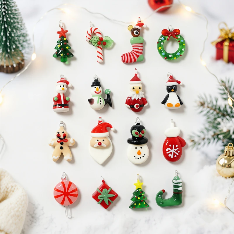 2 süße Glas Weihnachts zauber Anhänger Miniatur Weihnachts mann Schneemann Socken Süßigkeiten Stöcke Kränze Lebkuchen Mann Weihnachts baum Geschenk Paket Pinguin Lutscher Handschuhe Clown Schuhe Vogel