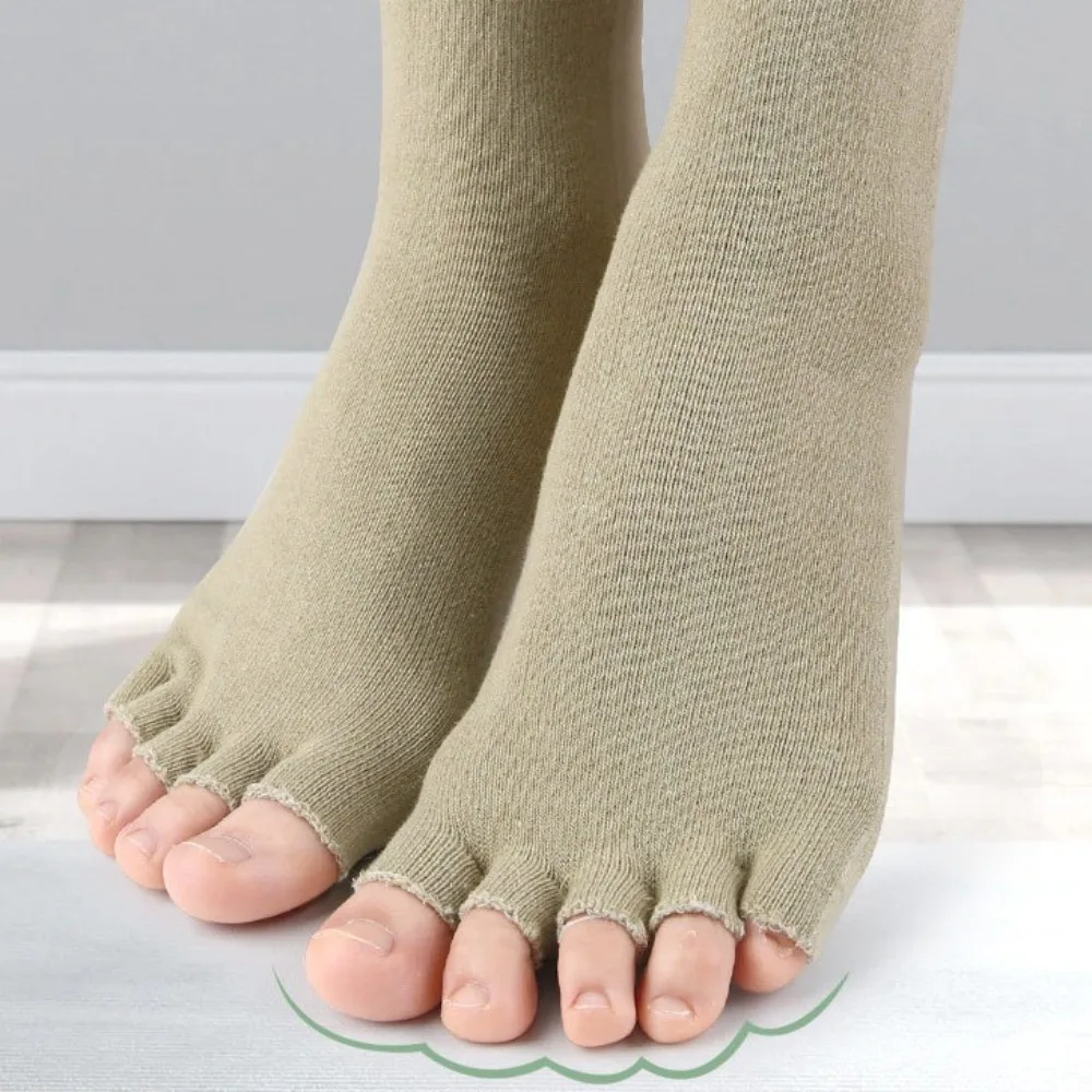 Katoenen kousen Yogasokken Dames Teenscheiding Blootgestelde middenbuissokken Sport Vijfvingersokken Effen kleur Comfortabel