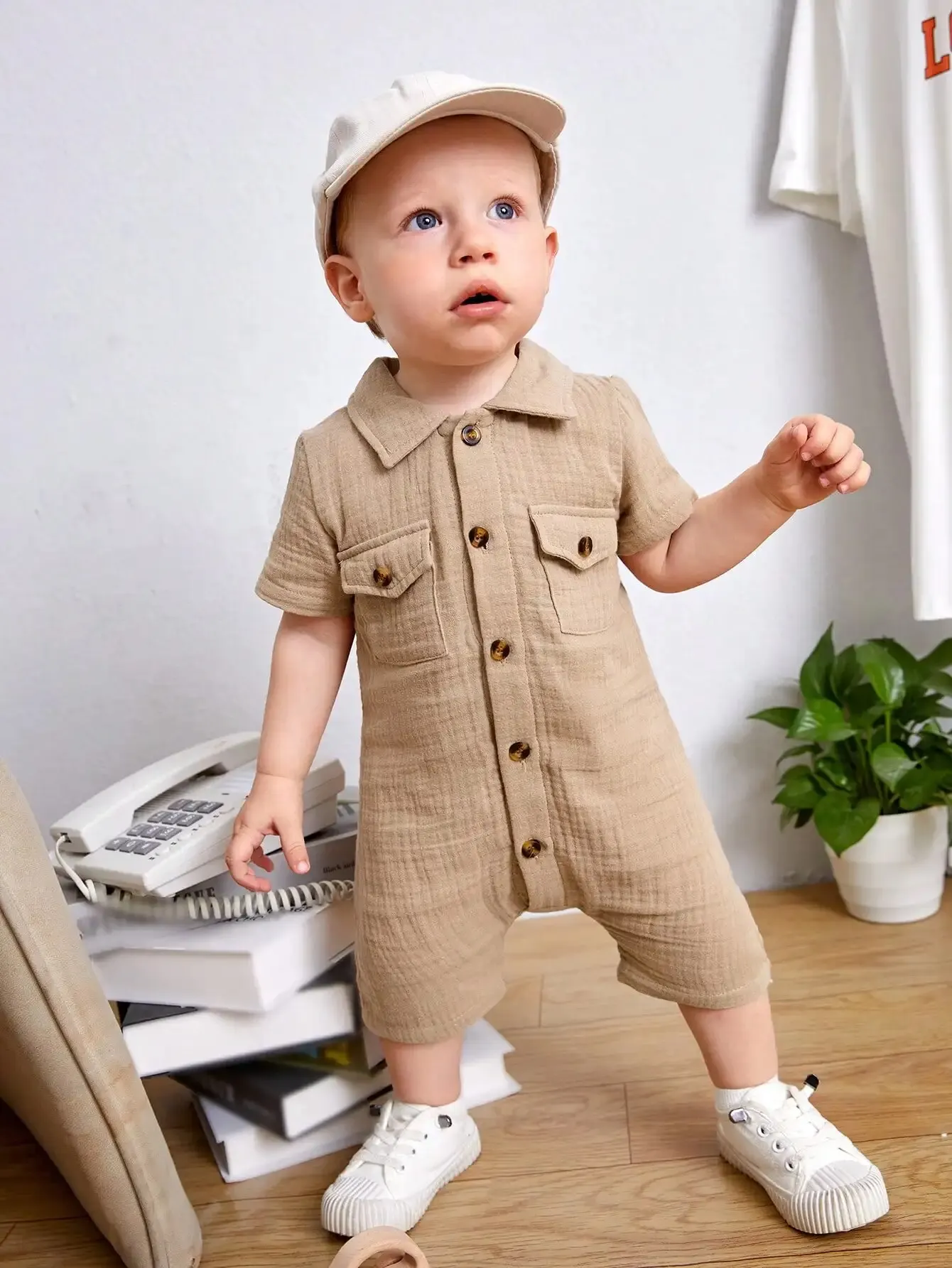 Summer Baby Boy Outdoor Fashion Casual Comfortable Single-breasted Shirt Collar Pocket Khaki Short-sleeved Jumpsuit Company