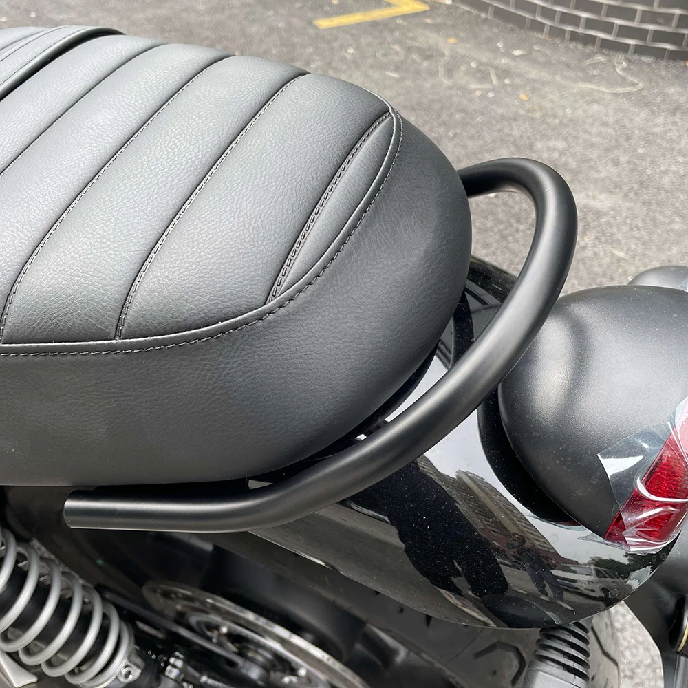 For Street Twin 900 Street Scrambler 900 Speed Twin 1200 Motorcycle Rear Seat Grab Bar Handles Seat Armrest Handle luggage Rack