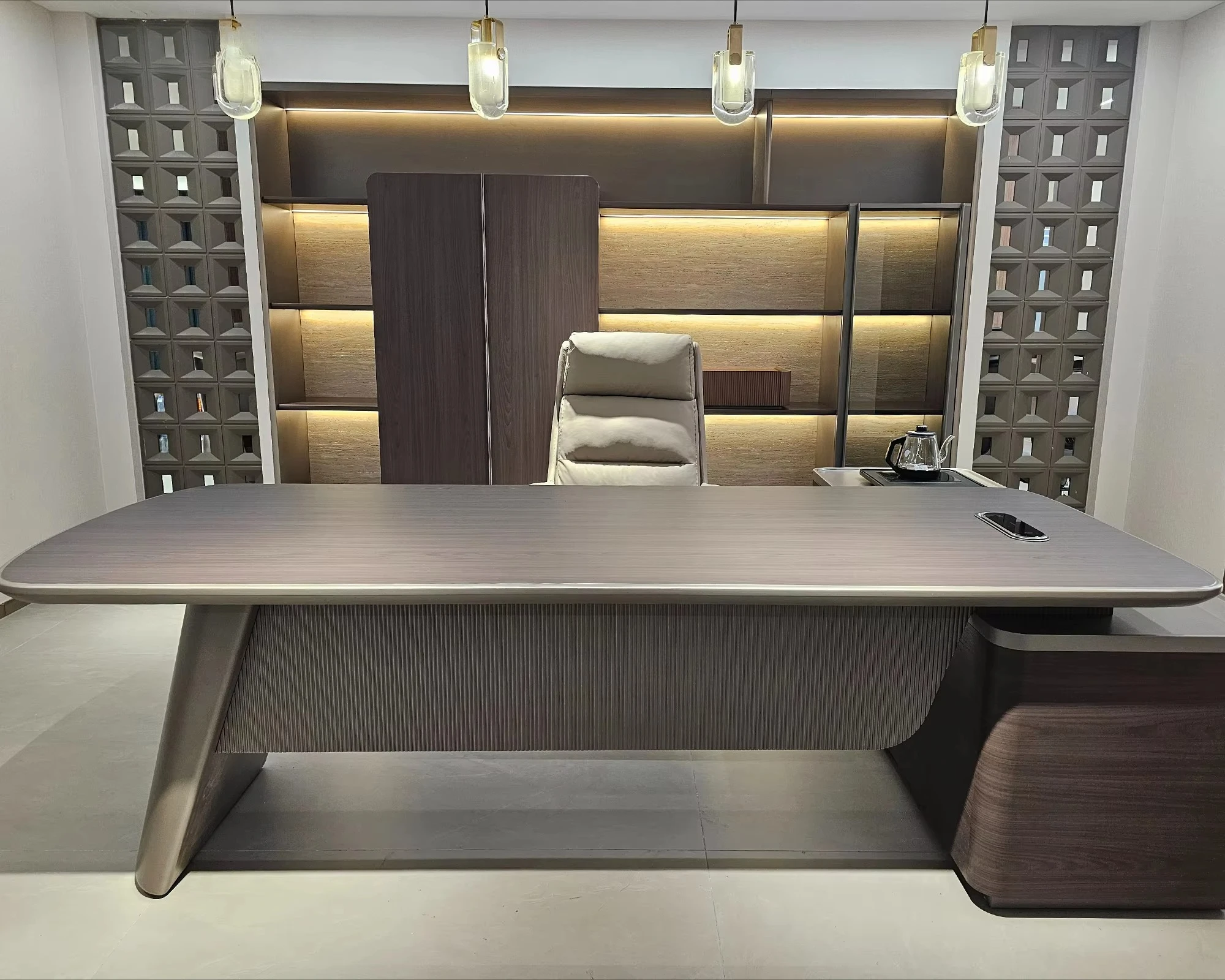 #`Modern Style High Quality Executive Office Desk Luxury Administrative Table Convertible Feature for Home Factory Work Office