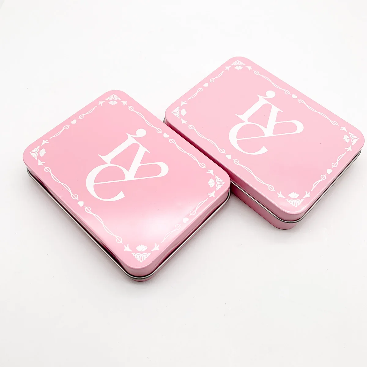 크리 에이 티브 디자인 아이언 박스 11.5*8.5*2.2cm 보관함 아이돌 카드 보관함 Wonyoung Yujin Rei Gaeul Leeseo Liz Kpop