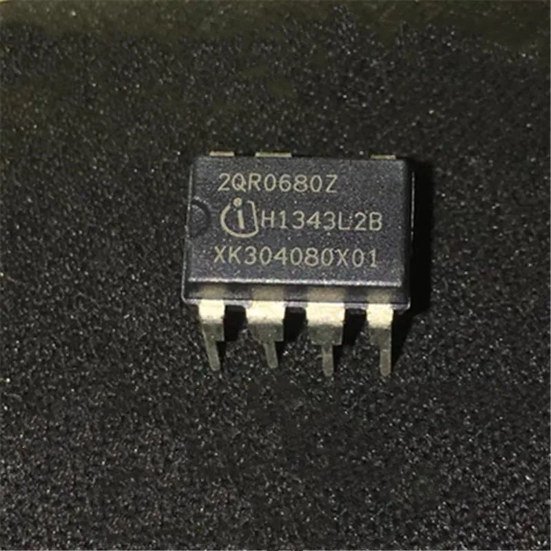 

Новые и оригинальные 10 шт. ICE2QR0680Z 2QR0680Z 20R0680Z DIP7