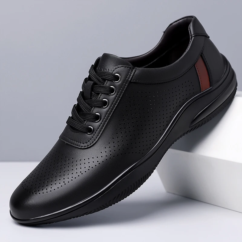 2026New Mens Casual Leather Walking Shoes Retro Non-Slip Wear-Resistant Workwear Shoes Hollow Out Casual Soft Sole Leather Shoe