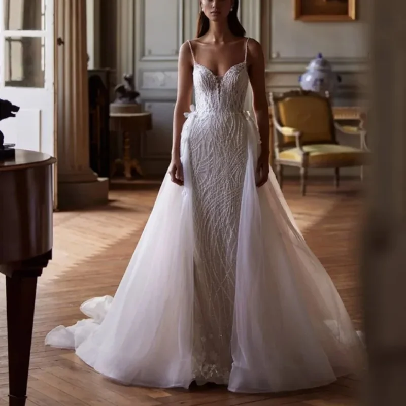 Shiny Luxury White fishtail Appliques Wedding Dresses off-shoulder Flower decal Fishtail Bridal Gowns Made Customized