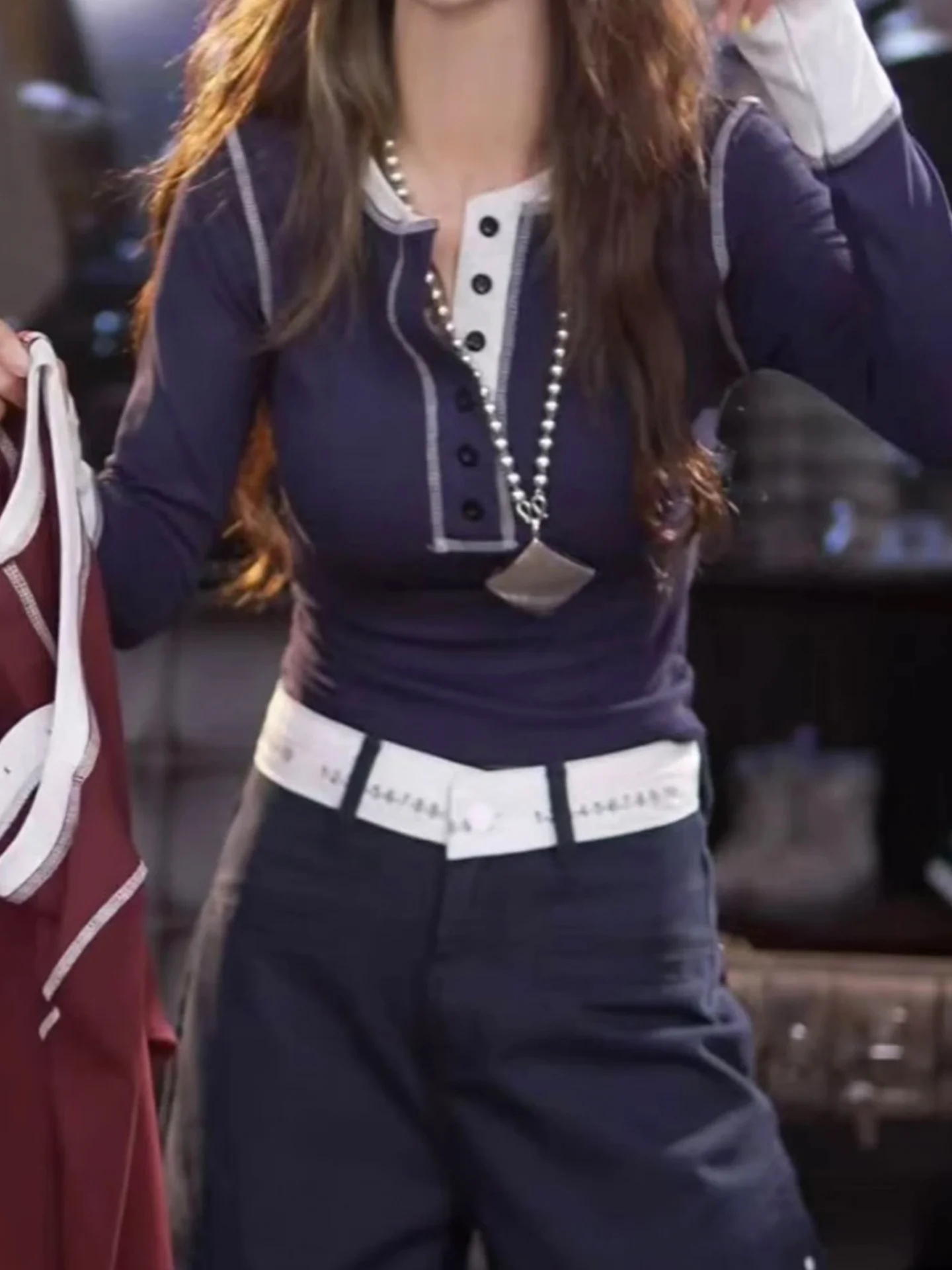 

Женский свитер Slim Fit в винтажном стиле с открытыми пуговицами, корейский стиль, для повседневной носки, с длинным рукавом, круглым вырезом, стандартной длины