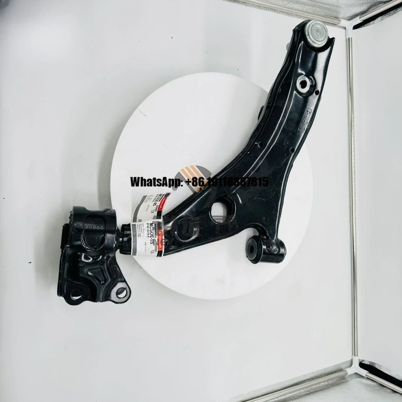 

Рычаг подвески нижний (поперечный) с шаровой опорой — передний правый 8T4Z-3078-A MCSOE95 для Ford Edge 07-14, Lincoln MKX 07-15