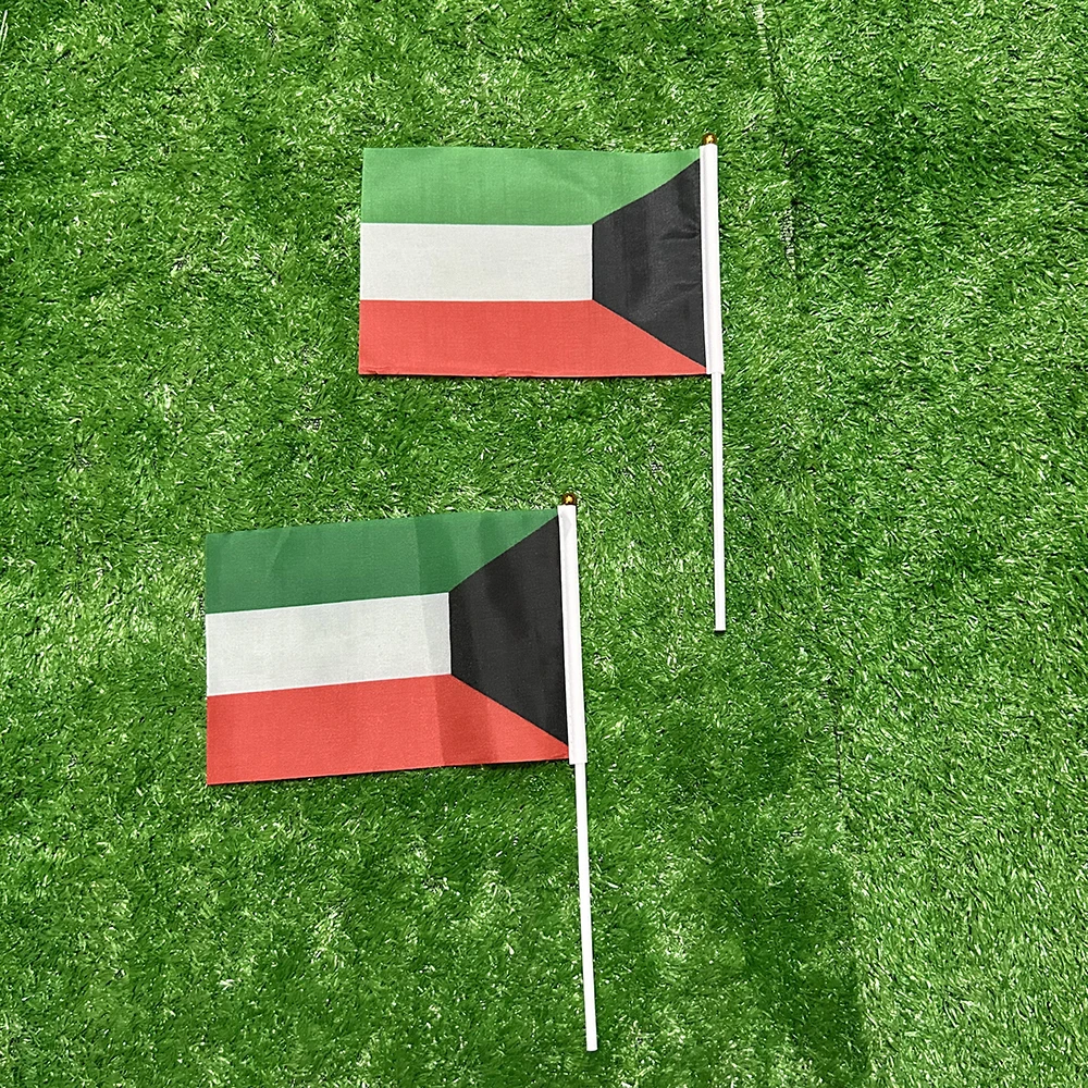 (SKY FLAG) Kuwait-Handflagge, 10/20/50 Stück, 21 x 14 cm, Kuwait-Handflaggen zum Schwenken mit Kunststoffstange für Sportaktivitäten und zur Dekoration im Haus. – Detail 3
