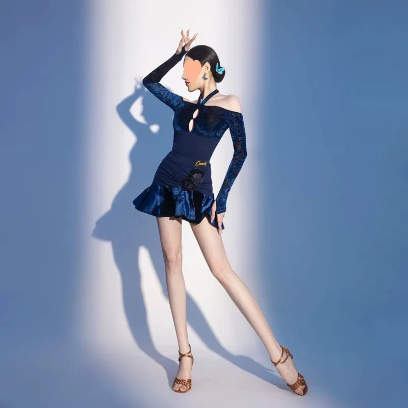 Terno de dança latina feminino estilo estrangeiro saia de prática manga longa top de uma peça com design de ombro de uma palavra