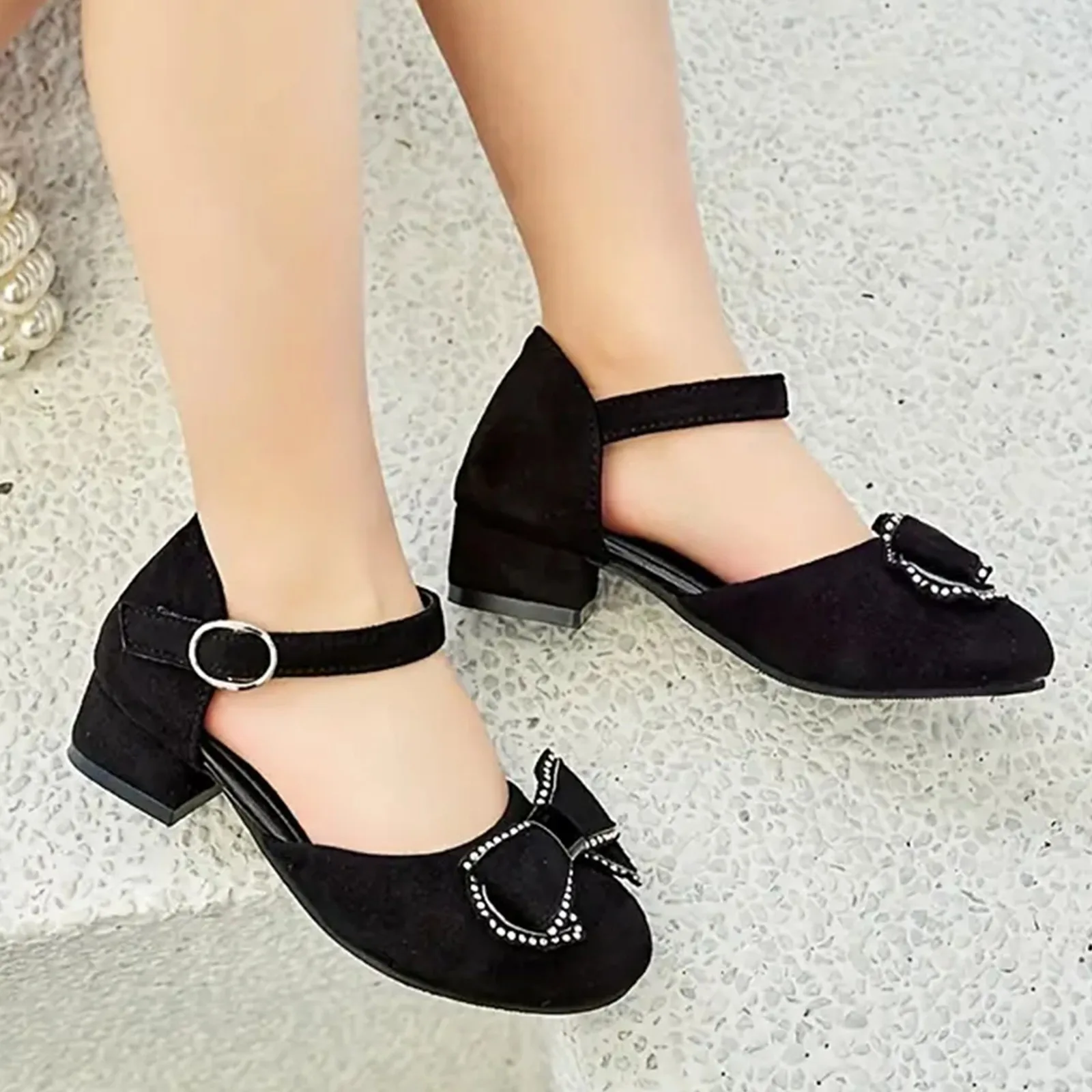

Toddler Sandals Leather Children Shoes Thick Heel Sandals Fashionable Diamond Bow Small High Heel Sandals Size Girls Sandals