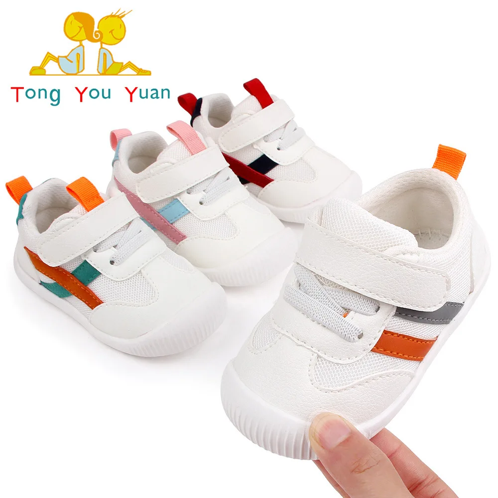 Baby white shoes, baby toddler shoes, soft soles, boys and girls sports shoes that do not fall off, spring and autum flats 2557