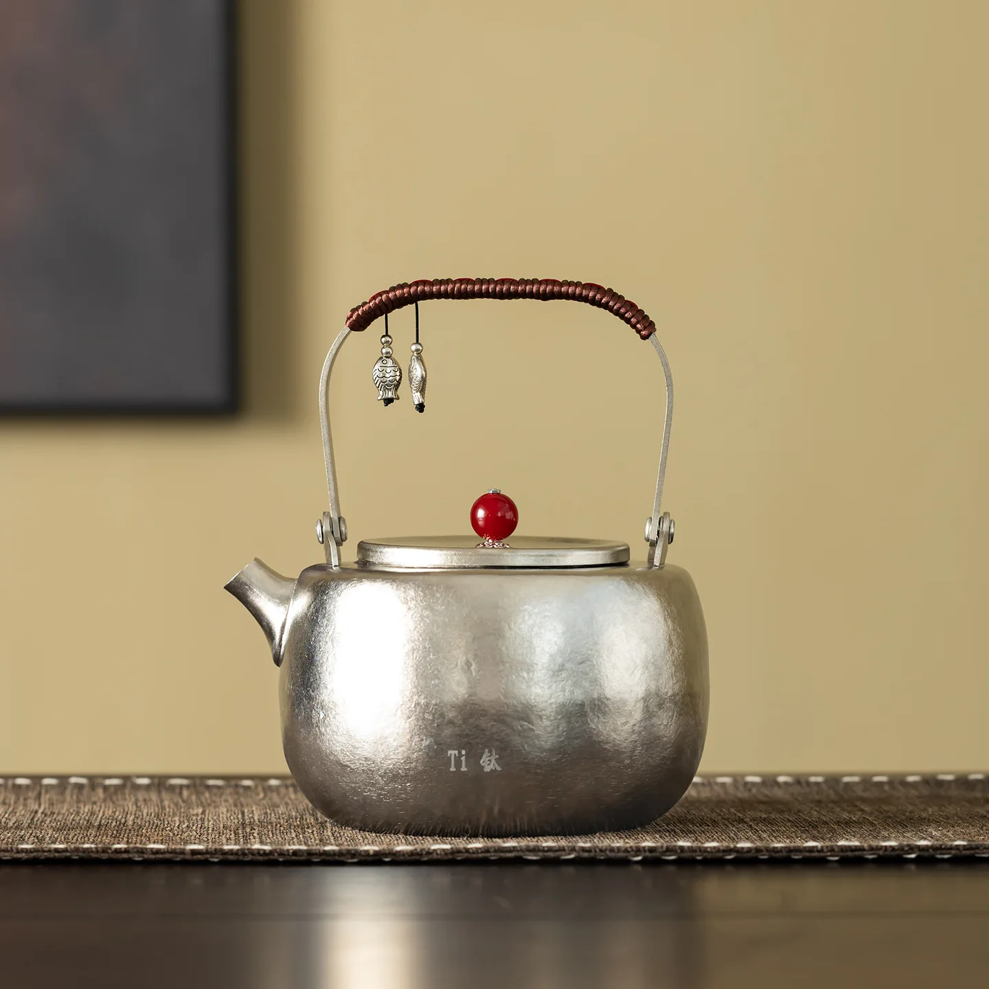 1120ml Pure Titanium Water Kettle With Anti-scald Handle For Home Use,Outdoor Camping,Picnics,Single-layer Antibacterial Tea Set