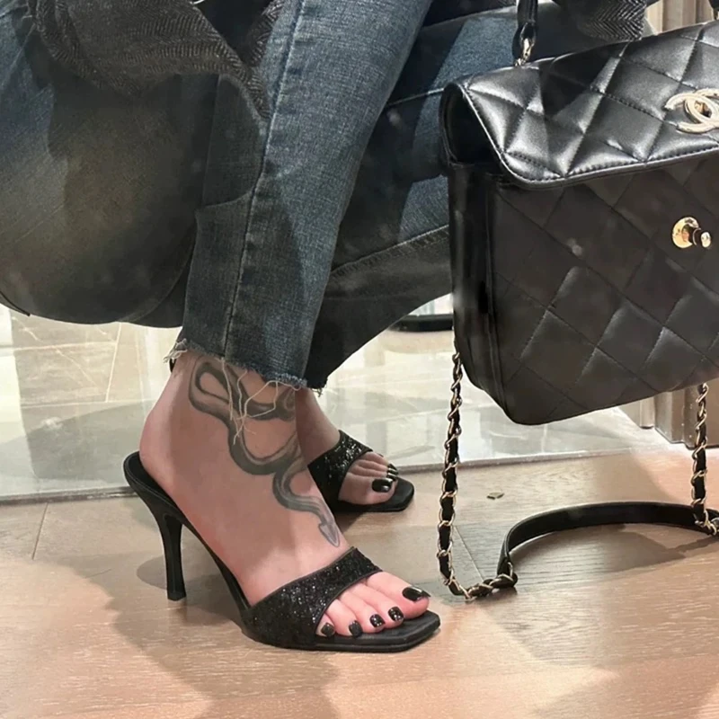 

New one-piece high-heeled shoes with versatile square toe sequins, exposed toes, simple slim heels,semi slippers,women's sandals