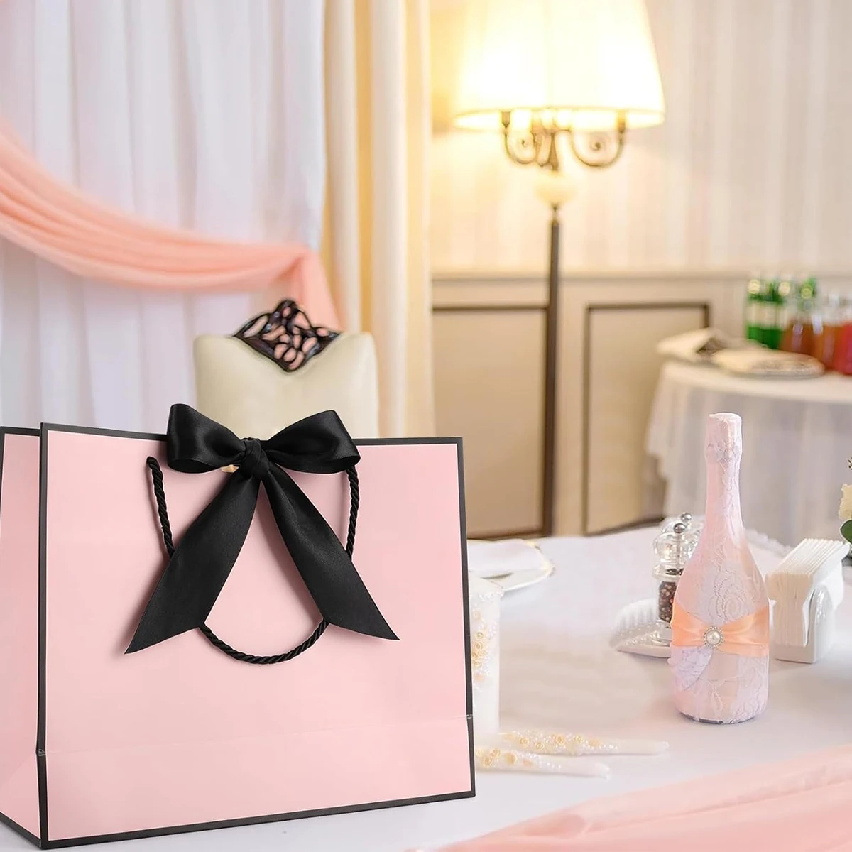 ΠΠ΅Π»ΡΠΉ/ΡΠΎΠ·ΠΎΠ²ΡΠΉ Π±ΡΠΌΠ°ΠΆΠ½ΡΠΉ ΠΏΠ°ΠΊΠ΅Ρ Ρ Π±Π°Π½ΡΠΎΠΌ, ΡΠ΅ΠΌΠ°ΡΠΈΡΠ΅ΡΠΊΠ°Ρ ΠΏΠΎΠ΄Π°ΡΠΎΡΠ½Π°Ρ ΡΠΏΠ°ΠΊΠΎΠ²ΠΊΠ° Ρ ΡΡΡΠΊΠΎΠΉ, ΡΡΠΌΠΊΠΈ-ΡΠΎΡΡ Π΄Π»Ρ ΠΏΠΎΠΊΡΠΏΠΎΠΊ, Π»Π΅Π½ΡΠ° Ρ Π±Π°Π½ΡΠΎΠΌ, ΠΏΠΎΠ΄Π°ΡΠΊΠΈ Π½Π° Π΄Π΅Π½Ρ ΡΠΎΠΆΠ΄Π΅Π½ΠΈΡ, ΡΠ²Π°Π΄ΡΠ±Ρ, Π²Π΅ΡΠ΅ΡΠΈΠ½ΠΊΡ, ΠΏΠΎΡΡΠ°Π²ΠΊΠΈ ΠΠ΅Π»ΡΠΉ/ΡΠΎΠ·ΠΎΠ²ΡΠΉ Π±ΡΠΌΠ°ΠΆΠ½ΡΠΉ ΠΏΠ°ΠΊΠ΅Ρ Ρ Π±Π°Π½ΡΠΎΠΌ, ΡΠ΅ΠΌΠ°ΡΠΈΡΠ΅ΡΠΊΠ°Ρ ΠΏΠΎΠ΄Π°ΡΠΎΡΠ½Π°Ρ ΡΠΏΠ°ΠΊΠΎΠ²ΠΊΠ° Ρ ΡΡΡΠΊΠΎΠΉ, ΡΡΠΌΠΊΠΈ-ΡΠΎΡΡ Π΄Π»Ρ ΠΏΠΎΠΊΡΠΏΠΎΠΊ, Π»Π΅Π½ΡΠ° Ρ Π±Π°Π½ΡΠΎΠΌ, ΠΏΠΎΠ΄Π°ΡΠΊΠΈ Π½Π° Π΄Π΅Π½Ρ ΡΠΎΠΆΠ΄Π΅Π½ΠΈΡ, ΡΠ²Π°Π΄ΡΠ±Ρ, Π²Π΅ΡΠ΅ΡΠΈΠ½ΠΊΡ, ΠΏΠΎΡΡΠ°Π²ΠΊΠΈ