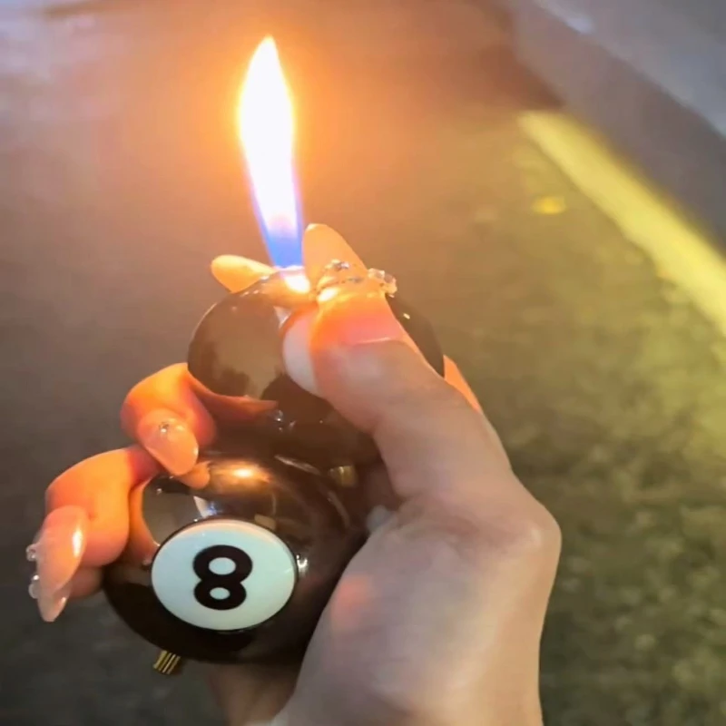 

Creative Billiard Themed Spinning Flame Lighter Shiny Visual Design Compact Keychain Lighter Unique Fashion Present for Boys