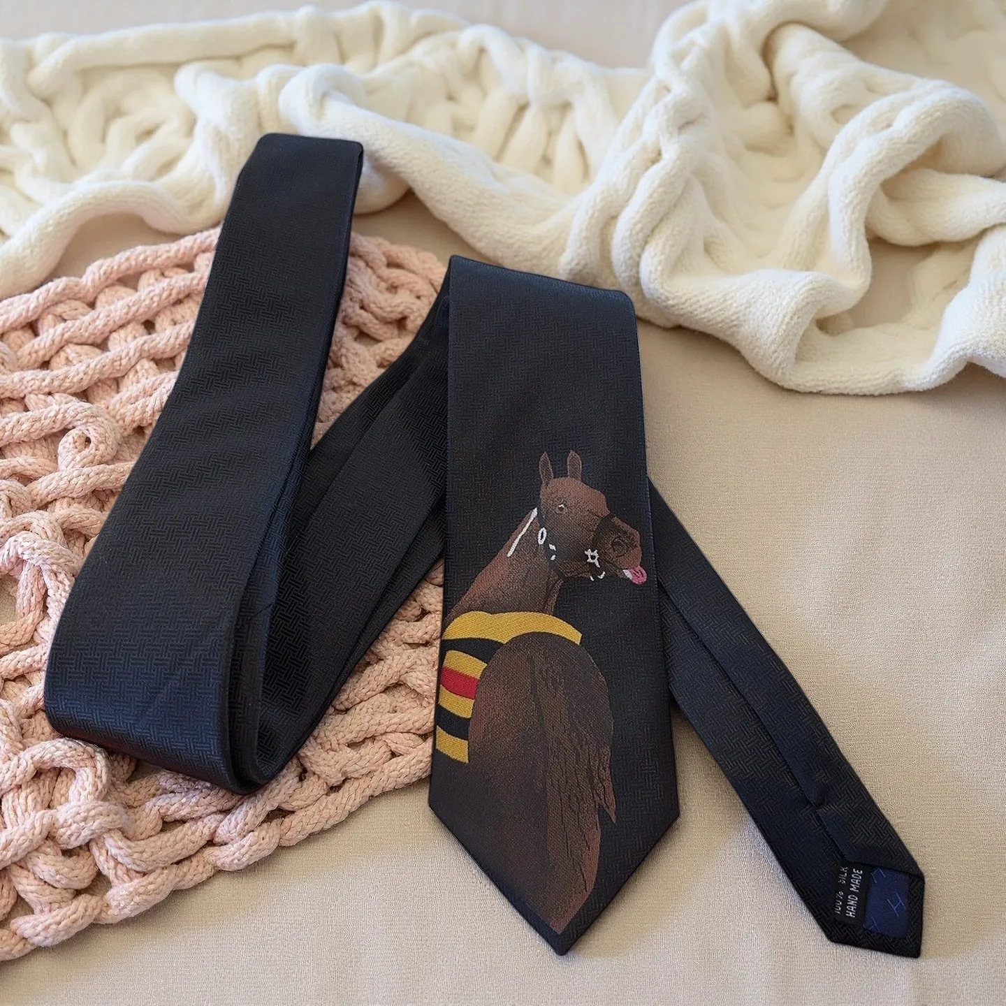 New Spring/Summer Men's Ties Personalized Luxury Men's Accessories Fashionable Retro Twill Ties Wedding Bow Ties Holiday Gifts