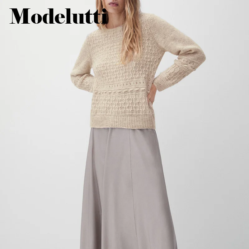 Spring Autumn 2023 Fashion Long Sleeve Metallic Thread Knit Round Neck Sweater Solid Color Simple Casual Top Women